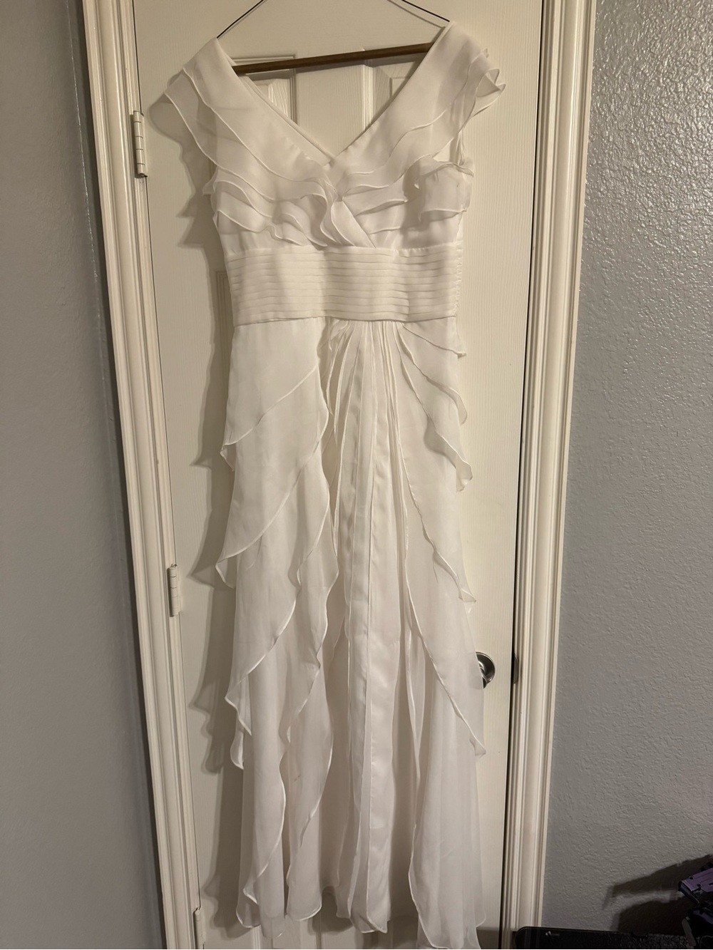 Adrianna Papell White Layered Ruffle V-Neck Wedding Dress